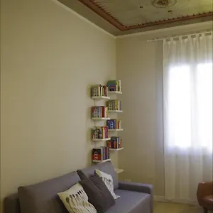 https://flower-garden-apartment-vicino-al-centro.it-tuscanyhotel.com