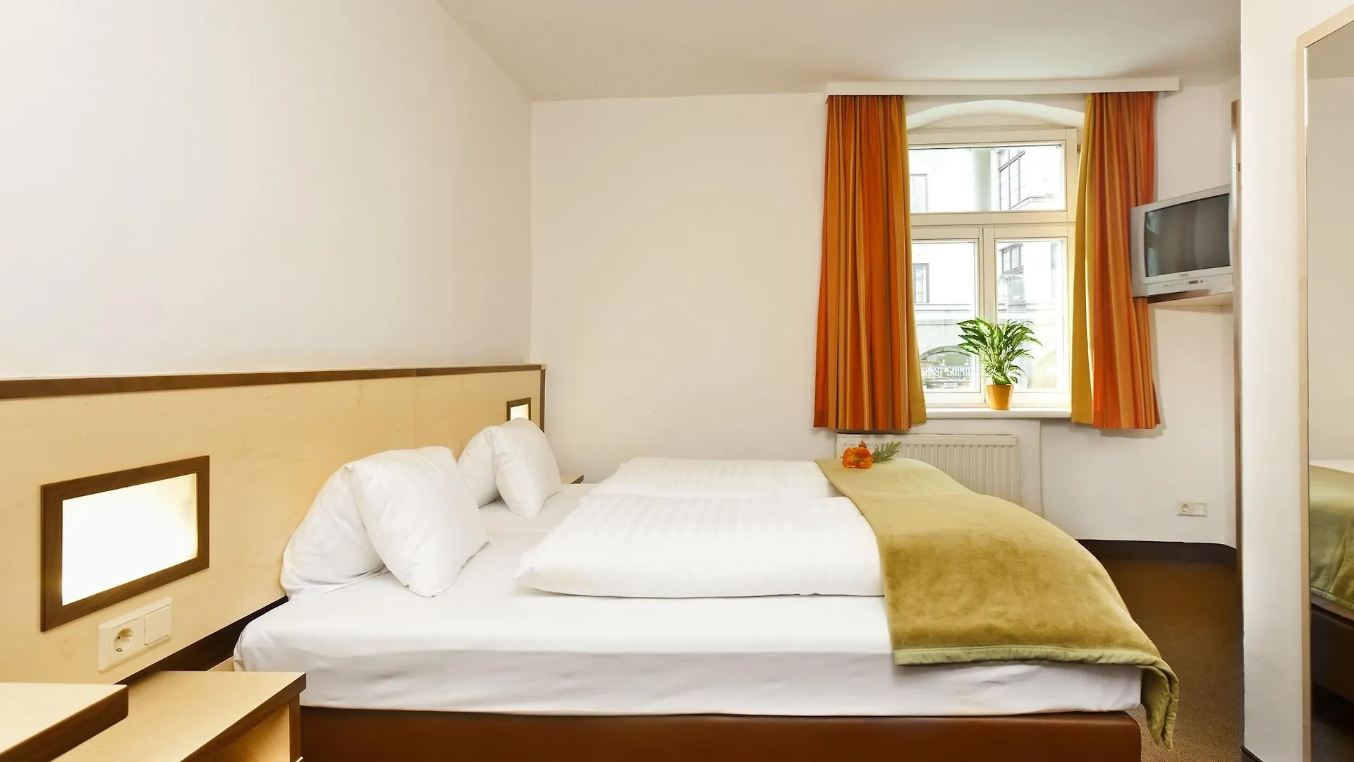 Hotel Goldene Krone אינסברוק