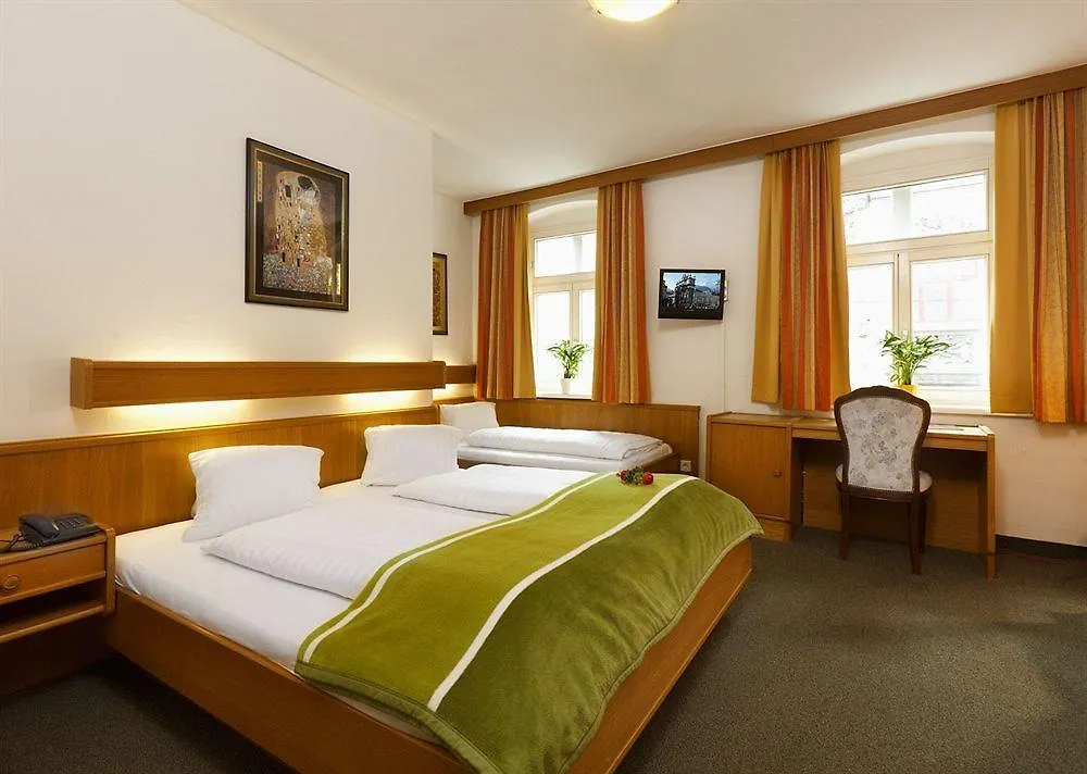 ***  Hotel Goldene Krone אינסברוק אוסטריה